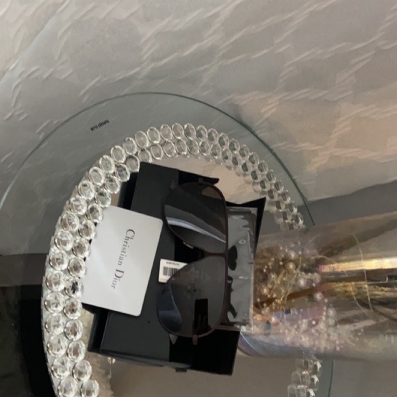 Sunglasses - Picture 4 of 4